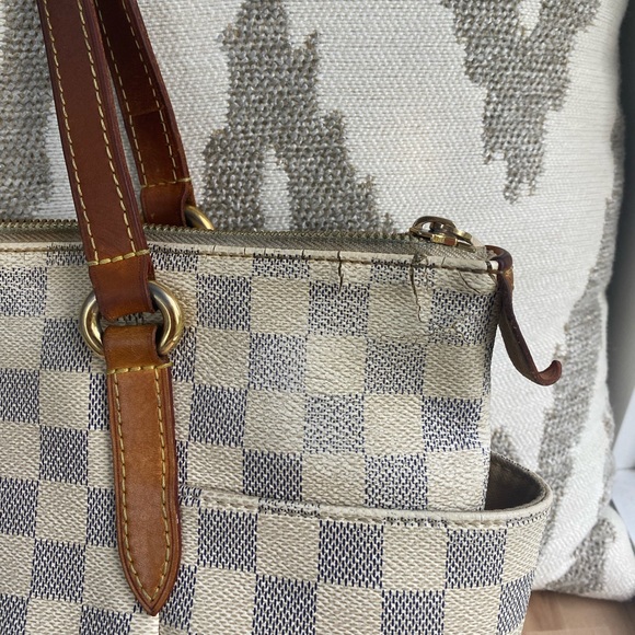 LV Damier Azur Totally - Picture 15 of 16